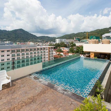 Hemingways Silk Hotel Patong Bagian luar foto